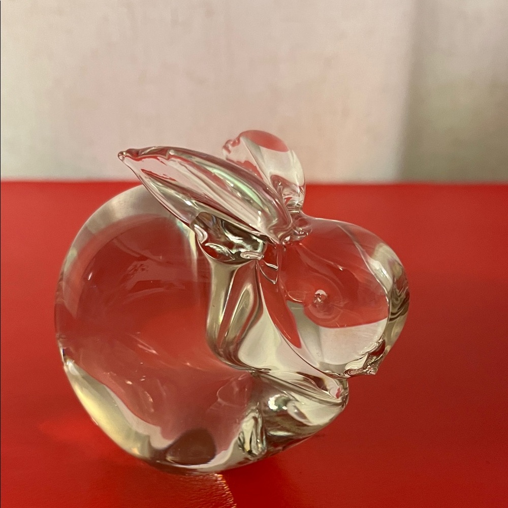 Vintage Handmade Clear Art Glass Sitting Bunny Rabbit Paperweight Figurine 3.5”